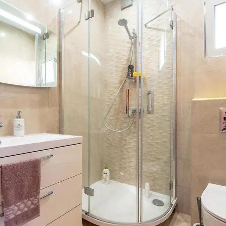 Gorgeous In With Wifi Prizba