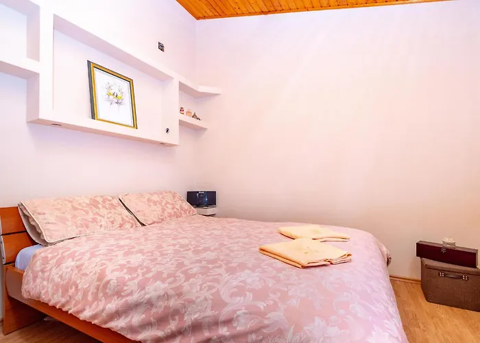 Apartamento Gorgeous In With Wifi *